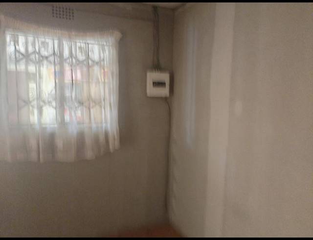 1 BEDROOM PROPERTY TO RENT IN MOLELEKI EXT 3